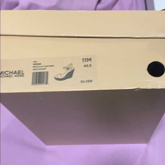 Jill Wedge - Picture 4 of 7